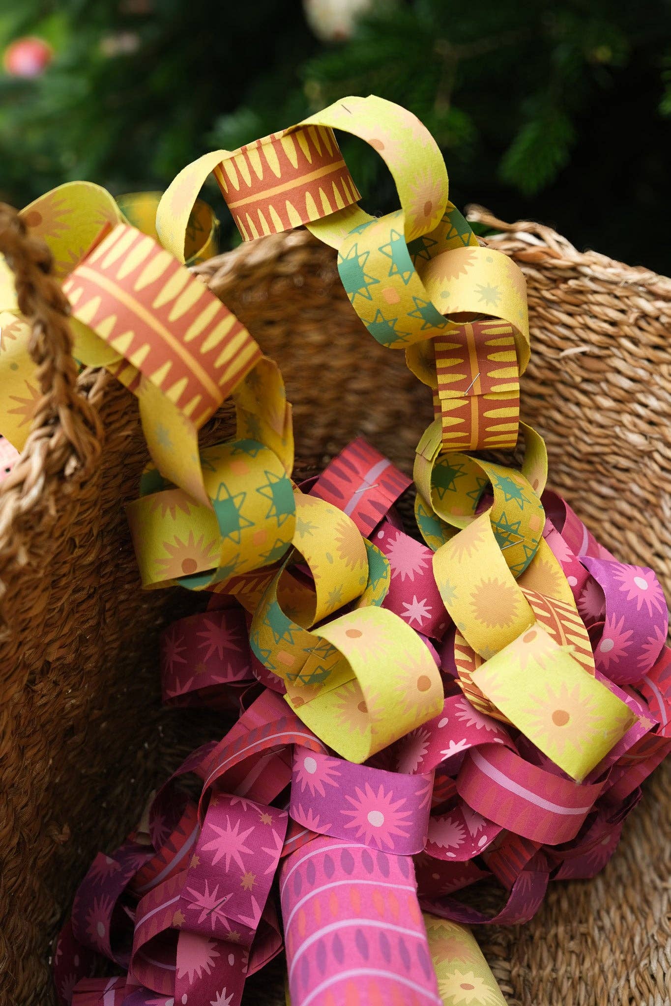 Yellow & Green Paper Chain Kit by East End Press